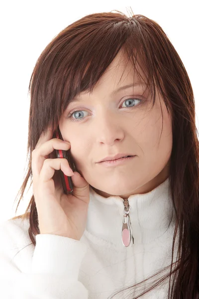 Женщина звонит с мобильным телефоном — стоковое фото