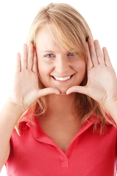 カジュアルな白人若い女性の彼女の顔をフレーミング — ストック写真