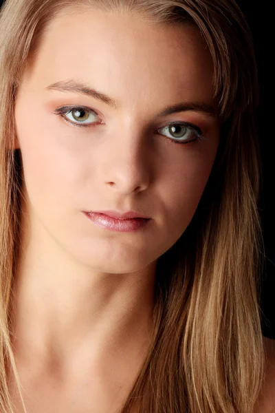 Jonge mooie vrouw portret — Stockfoto