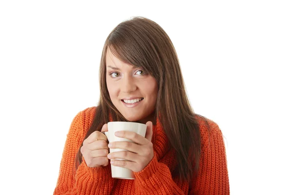 Έφηβος γυναίκα με το φλυτζάνι του καφέ — Φωτογραφία Αρχείου