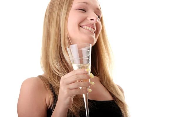 Dos mujeres jóvenes casuales disfrutando del champán — Foto de Stock