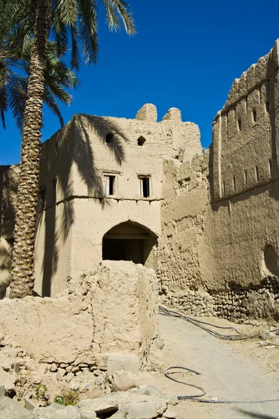 Mudbrick building in Bahla, Oman — Stock Photo, Image