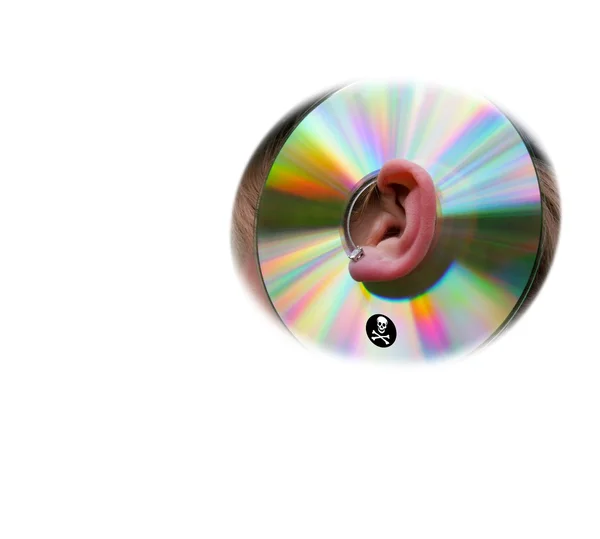 Sen gerçekten korsan cd dinleme — Stok fotoğraf
