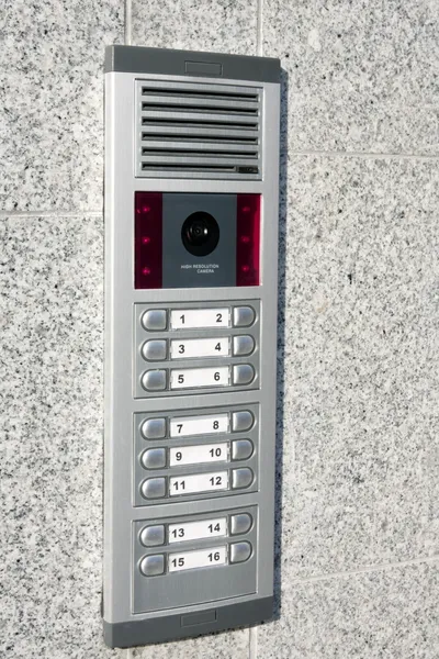 Videocitofono all'ingresso di una casa — Foto Stock