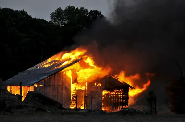 Пожар в доме Лицензионные Стоковые Фото