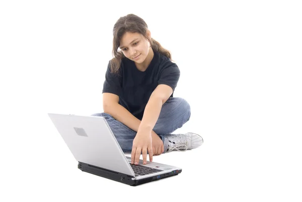 Κορίτσι έφηβος και φορητό υπολογιστή — Φωτογραφία Αρχείου