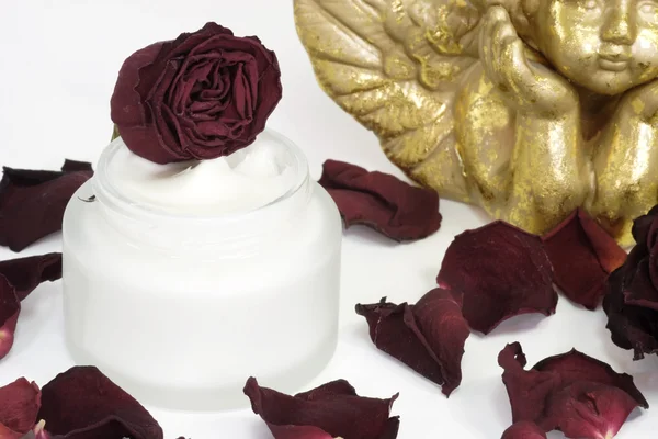 Face cream with roses — Stock Photo, Image