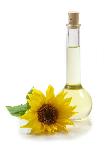 Подсолнечное масло с цветком — стоковое фото