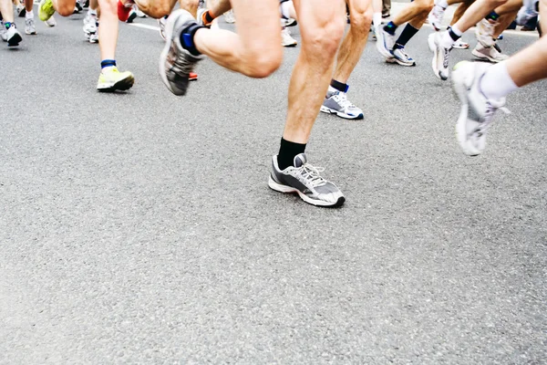 Maratonce. běžící rozmazání pohybem — Stock fotografie