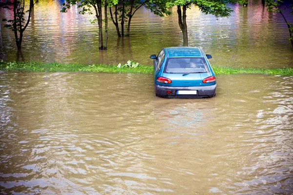 Flood insurance need before — Stock Photo, Image