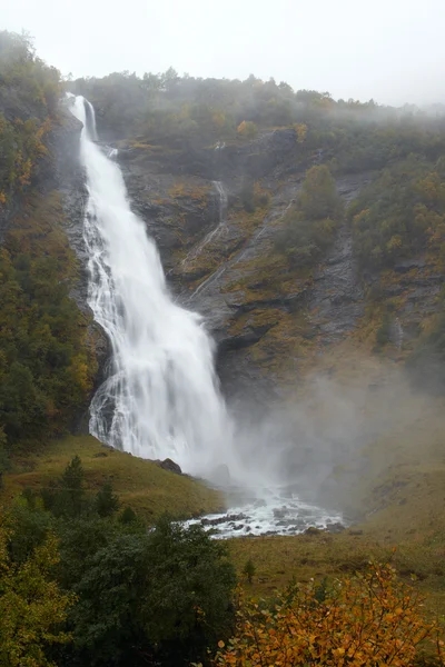 16 の滝 — ストック写真