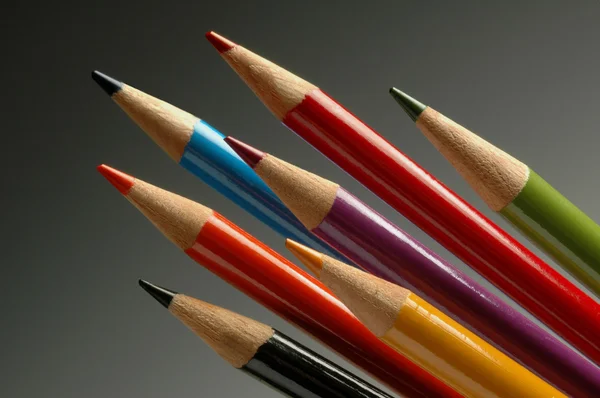 Χρωματικά μολύβια τέχνης για σχέδιο — Φωτογραφία Αρχείου