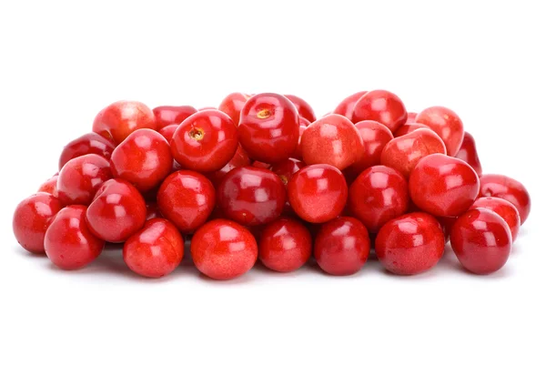 Pilha de cerejas vermelhas maduras — Fotografia de Stock