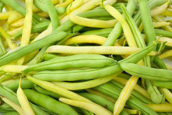 Groene en gele wax bean peulen — Stockfoto