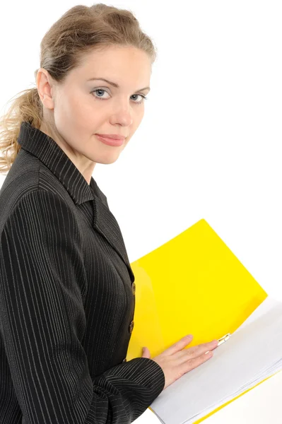 Молодая предпринимательница держит планировщик / папку — стоковое фото