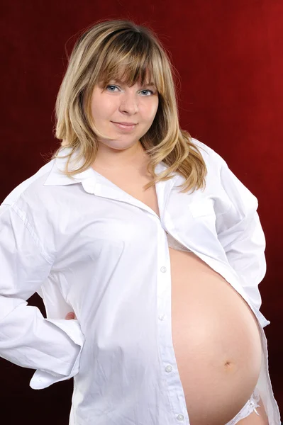 Kobieta w ciąży — Zdjęcie stockowe