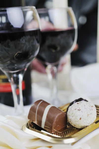 Şarap ve çikolata — Stok fotoğraf