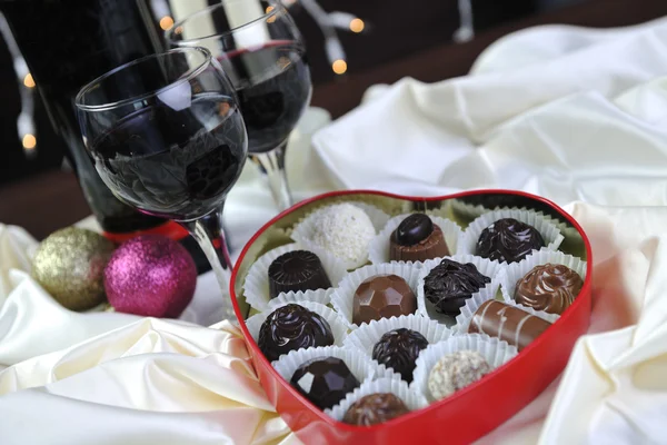 Asma, çikolata ve pralin dekorasyon — Stok fotoğraf