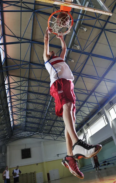 Salto di basket — Foto Stock