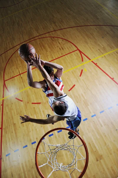 Jogar basquete jogo — Fotografia de Stock