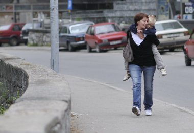 mutlu çocuk ve anne açık