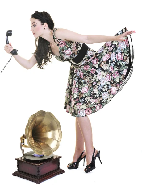 Vacker kvinna prata via telefon — Stockfoto