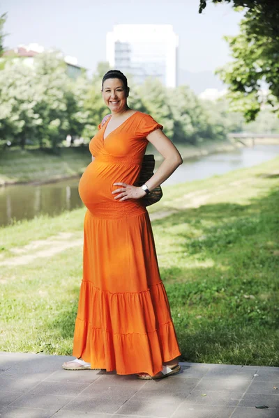 Lykkelig graviditet – stockfoto