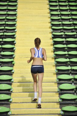 kadın Atletizm Stadyumu koşu