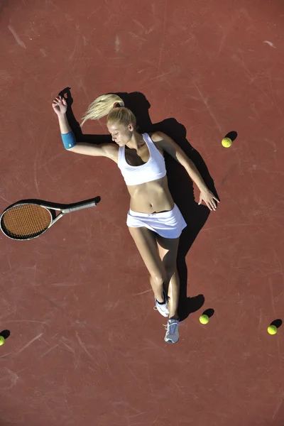 Young woman play tennis — Stock Photo, Image