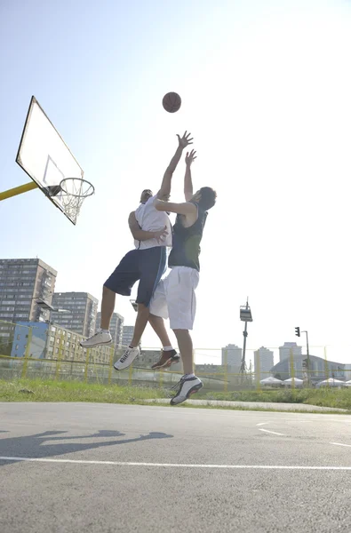 Streetball game at early morning — Stock Photo, Image