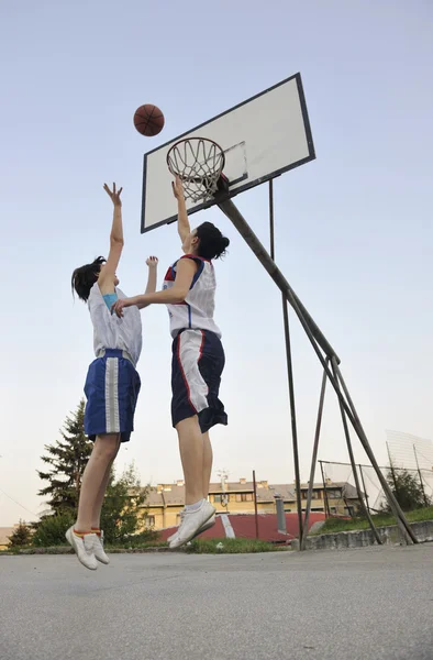 Mulher basquete — Fotografia de Stock