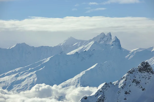 Góra Śniegu Świeżego Zachód Słońca Ośrodku Narciarskim Francja Val Thorens — Zdjęcie stockowe