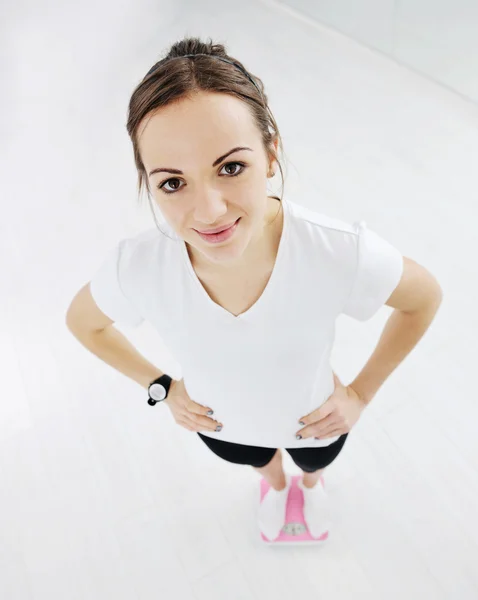 Jovem Fitness Exercício Feminino Treino Enquanto Correr Pista Clube Desportivo — Fotografia de Stock