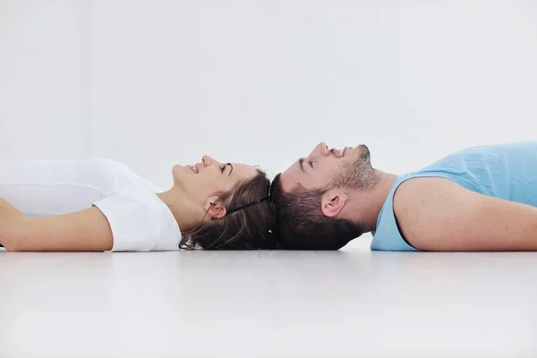 Mutlu genç çift fitness egzersiz ve eğlence — Stok fotoğraf