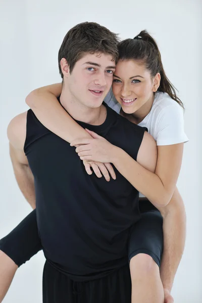 幸せな若いカップル フィットネス トレーニングと楽しい — ストック写真