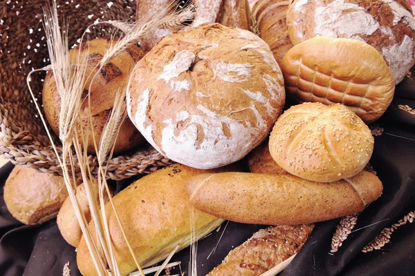 신선한 빵과 밀가루 음식 그룹 — 스톡 사진