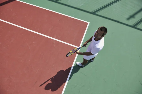 테니스 오렌지 테니스 코트에서 아침에 — 스톡 사진
