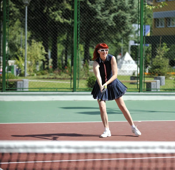 Young Fit Woman Play Tennis Outdoor Orange Tennis Field Early — Stock Photo, Image