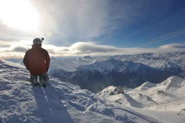 üzerinde tarih şimdi kış sezonunda Kayak