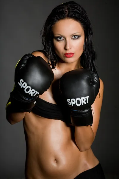 Сексуальна жінка, екіпірування для боксу Ліцензійні Стокові Зображення