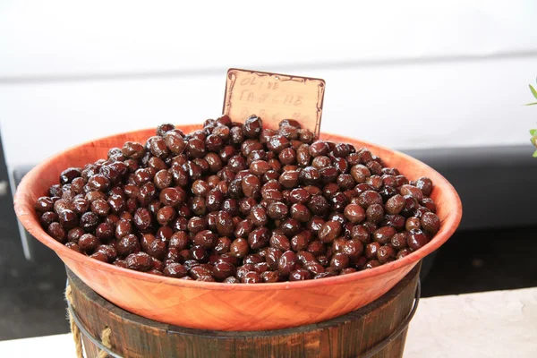 A bowl with black olives — Stock Photo, Image