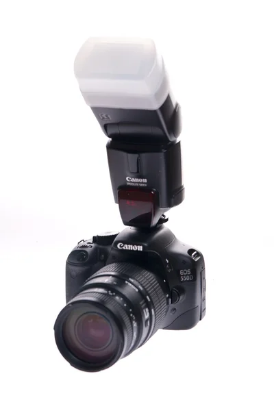 Dslr kamera, isoleret på hvid - Stock-foto