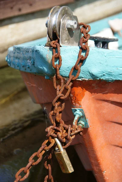 Teknedeki zincir closeup — Stok fotoğraf