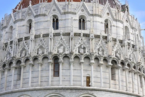 Baptistry of St. John in Pisa, Tuscany, Italy — Stock Photo, Image
