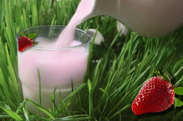 Φράουλα milkshake — Φωτογραφία Αρχείου