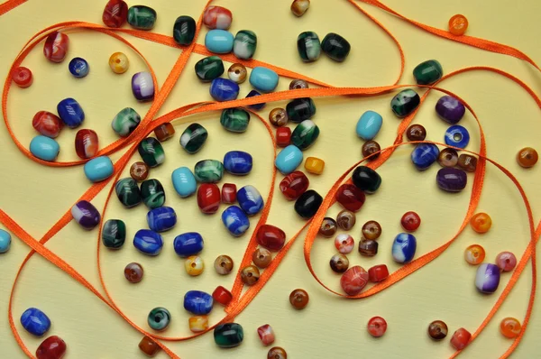 Perline a colori per cucito — Foto Stock