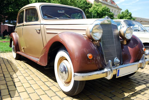 Vintage oldtimer autó — Stock Fotó