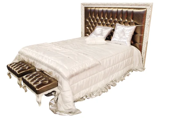 Ročník postel izolované — Stock fotografie