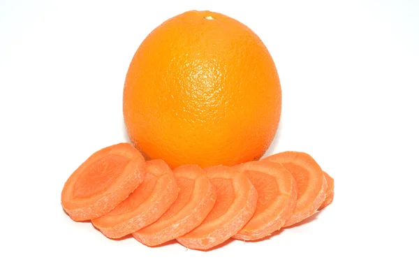 Orange and carrots rings on the white — Stock Photo, Image