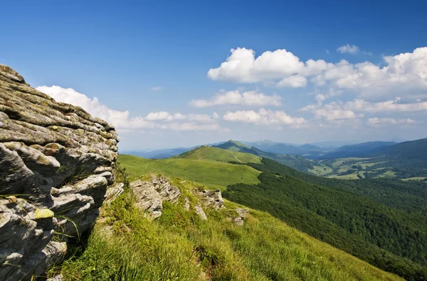 Montagnes Bieszczady panoramique — Photo